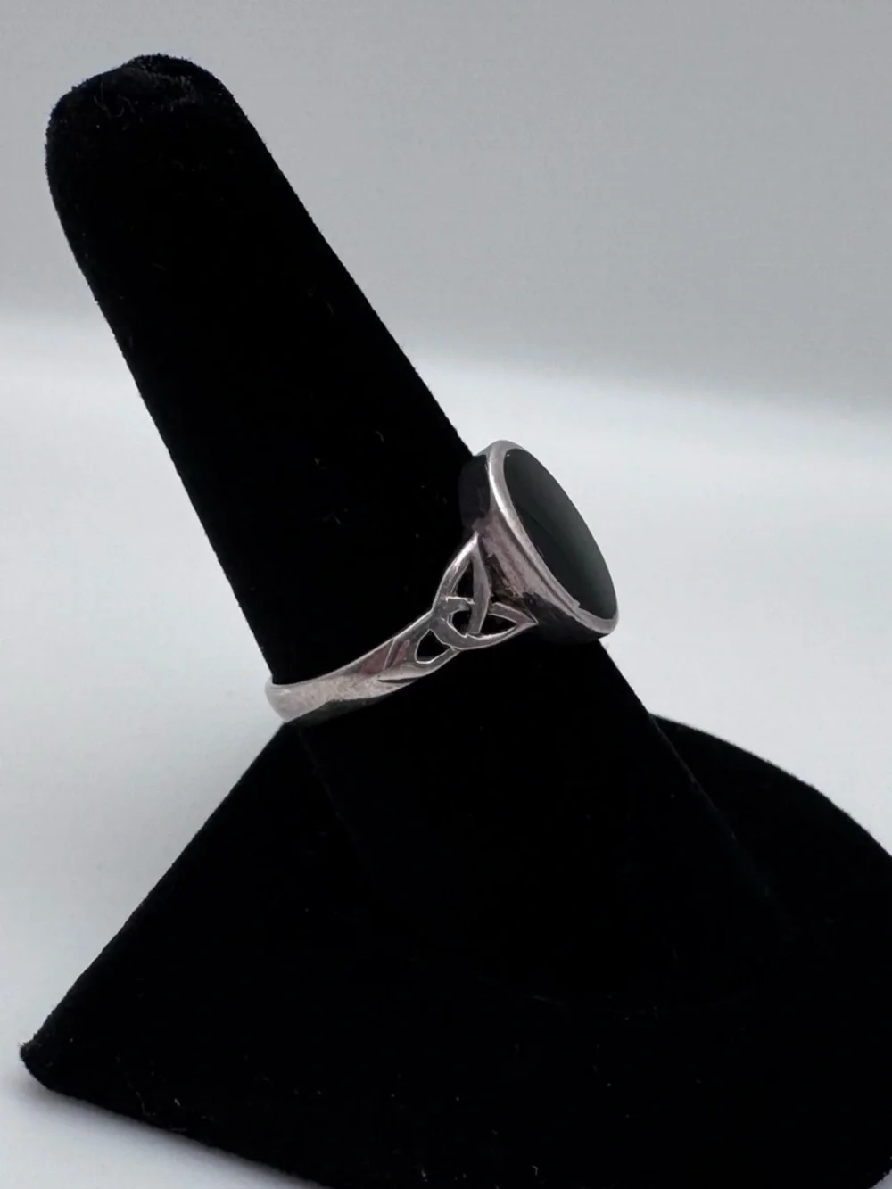 Sterling Silver 925 Oval Black Onyx Inlay Gemstone Ring Size 8.25 - Picture 3 of 7